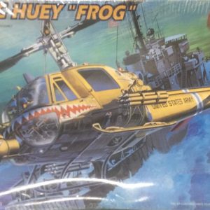 Academy UH-1C Huey Frog Ref 2196 Escala 1/35