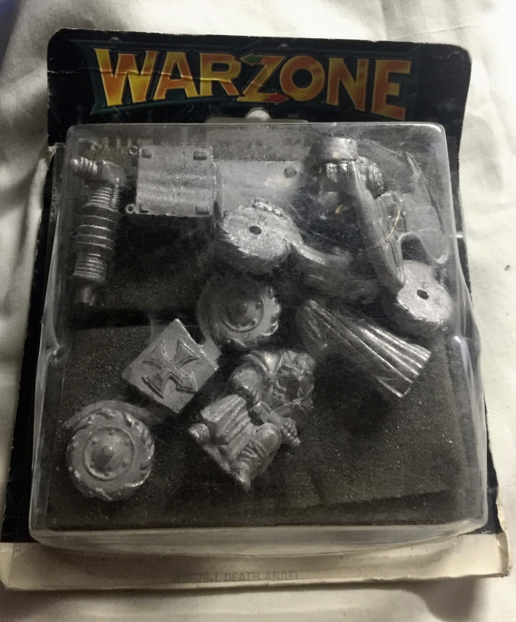 Warzone Brotherhood Death Angel Vehicle and Crew figure Ref 9629