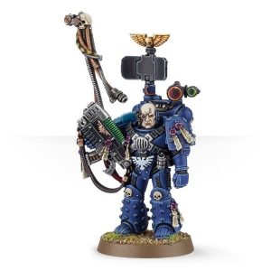 Warhammer 40.000 Space Marine Captain Master of The Relics
