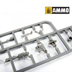 Ammo KING TIGER 2 en 1 Panzerkampfwagen Tiger Ausf. B. Torre Henschel