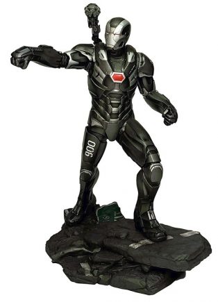 War Machine Marvel Movie Gallery Avengers Endgame PVC Diorama