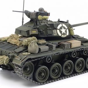Tamiya M24 Chaffee U.S Light Tank Ref 37020
