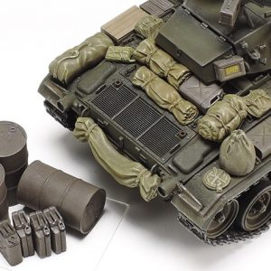 Tamiya M24 Chaffee U.S Light Tank Ref 37020