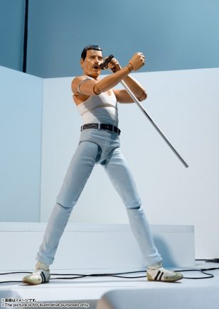 Freddie Mercury Ver Live AID Queen S.H Figuarts