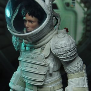 Ripley Compression Suit Scale Action Figure Pack Alien 40 Aniversario