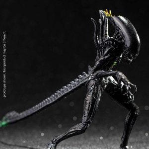 Alien VS Predator Blowout Alien Warrior 1/18 Scale Previews Exclusive