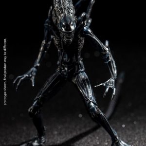 Alien Crouching Alien Warrior 1/18 Scale Previews Exclusive