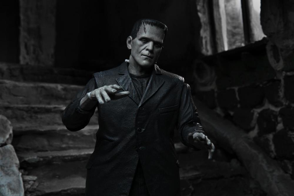Universal Monsters Ultimate Frankenstein’s Monster (Black & White) Figure
