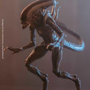 Alien Resurrection Lead Alien Warrior 1/18 Scale  Previews Exclusive
