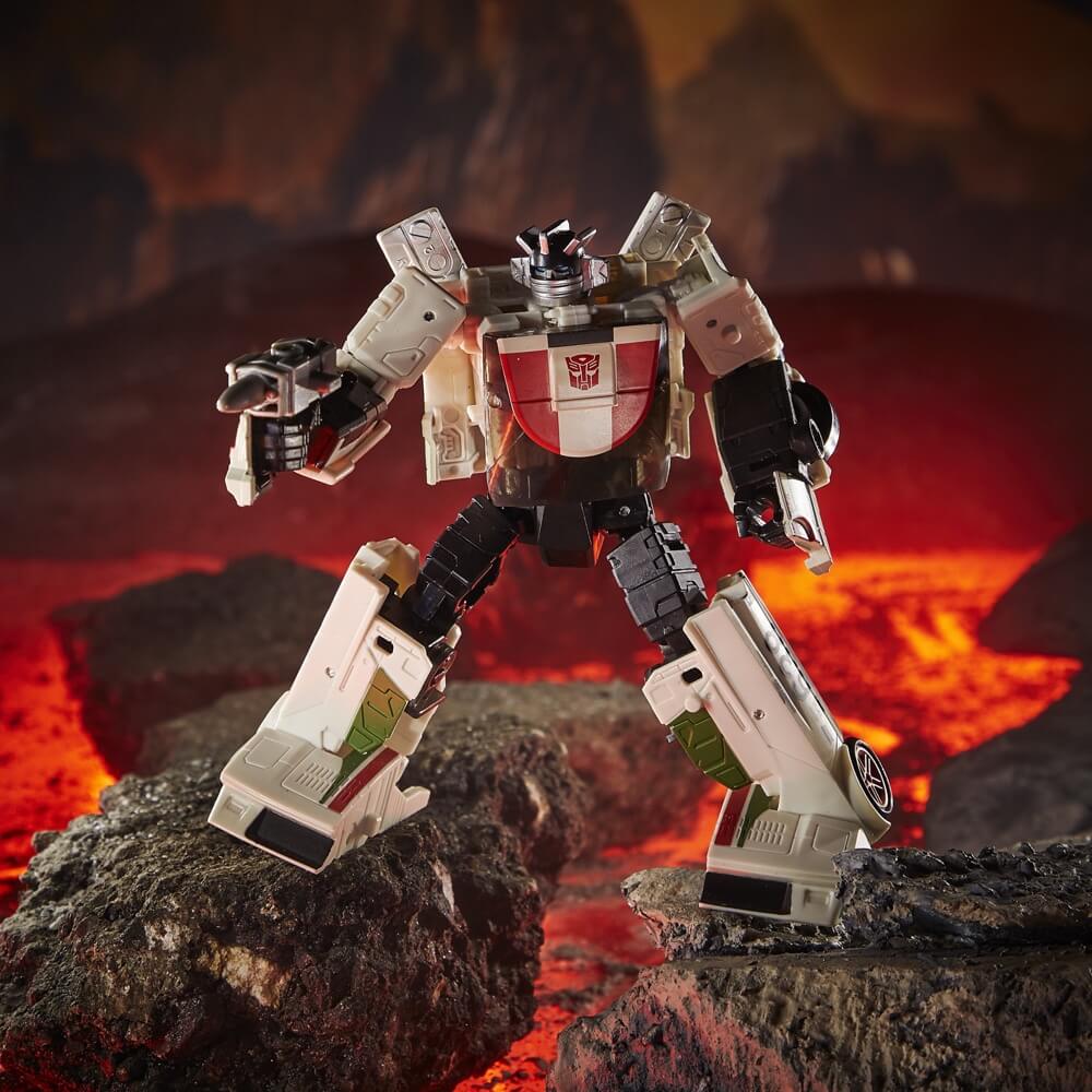 Transformers Generations War for Cybertron: Kingdom Deluxe WFC-K24 Wheeljack