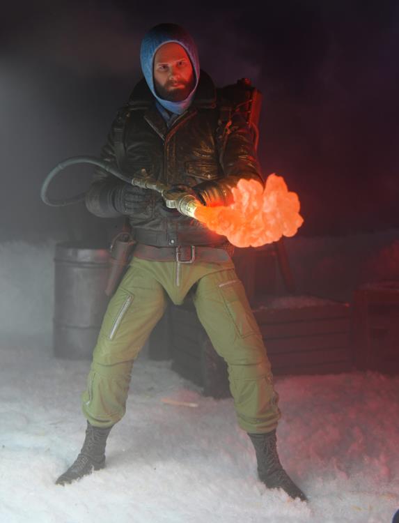 Ultimate MacReady V2 (Station Survival) The Thing Scale Action Figure