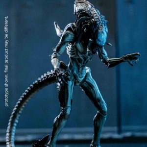 Alien vs. Predator Requiem Predalien 1/18 Scale Previews Exclusive Figure