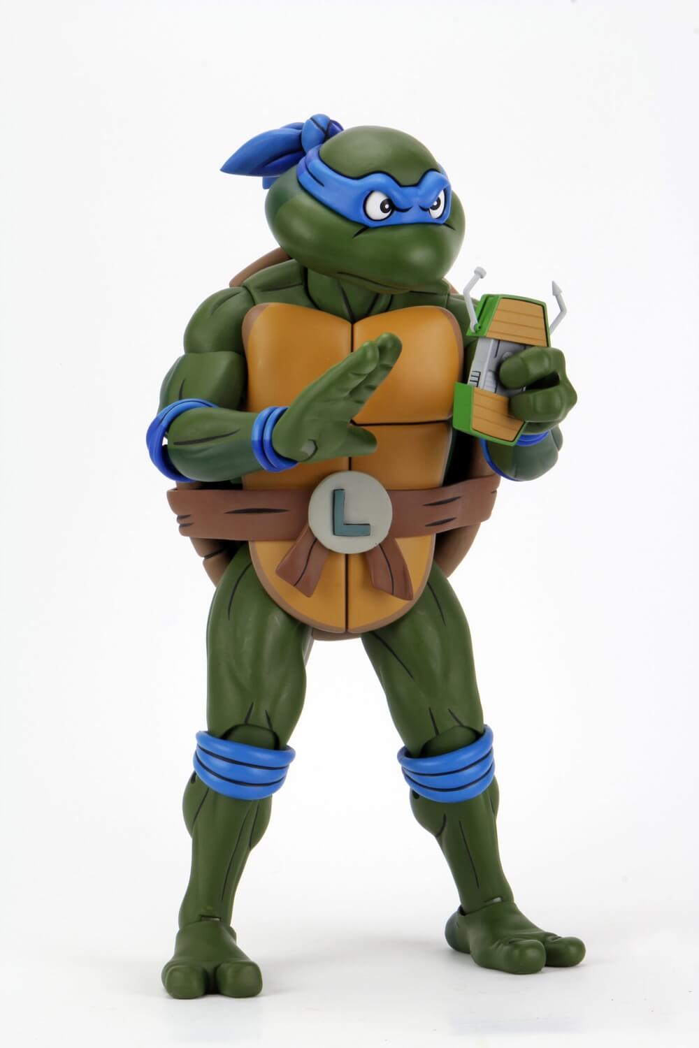 Leonardo Giant-Size Teenage Mutant Ninja Turtles Cartoon 1/4 Scale Action Figure