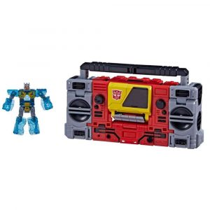 Transformers Generations Legacy Voyager Autobot Blaster & Eject