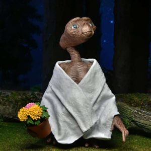 E.T. The Extra-Terrestrial 40th Anniversary Scale Action Figure