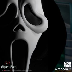 Ghost Face Mezco Designer Series Mega Scale The Scream