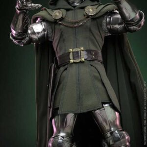 Doctor Doom Marvel Comics Masterpiece 1/6th Scale Collectible Figure