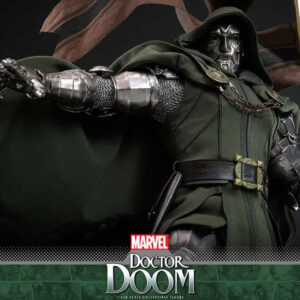 Doctor Doom Marvel Comics Masterpiece 1/6th Scale Collectible Figure