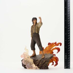 Frodo The Lord of the Rings Gallery Diorama