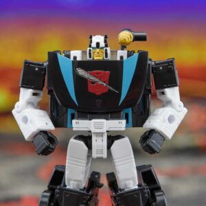 Transformers Legacy United Deluxe Class Armada Universe Wheeljack