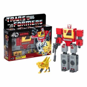 Transformers Retro G1 40th Anniversary Autobot Blaster & Steeljaw