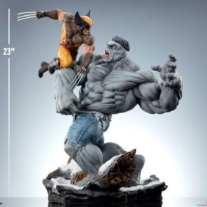 Grey Hulk VS Wolverine Marvel Statue