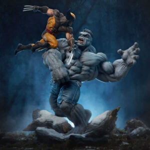 Grey Hulk VS Wolverine Marvel Statue