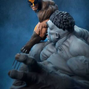 Grey Hulk VS Wolverine Marvel Statue