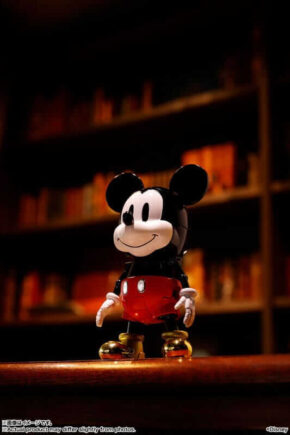 Super Change Mickey Mouse by Kunio Okawara Disney Chogokin