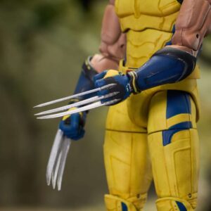 Wolverine Deadpool & Wolverine Marvel Select