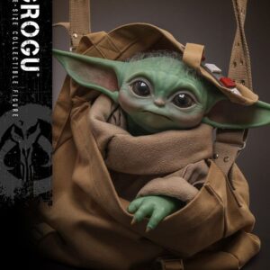Grogu Star Wars: The mandalorian Movie Masterpiece Life-Size Collectible Figure