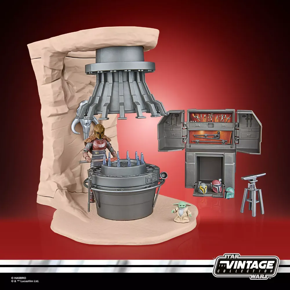 The Armorer’s Forge with The Armorer (Lakeside Covert World) The Vintage Collection Star Wars The Mandalorian