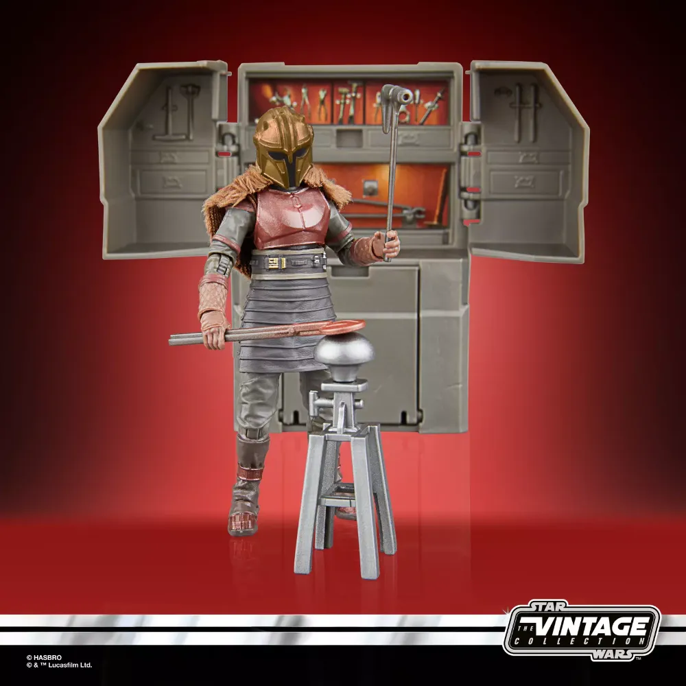 The Armorer’s Forge with The Armorer (Lakeside Covert World) The Vintage Collection Star Wars The Mandalorian