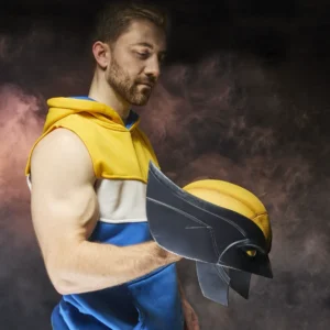 Wolverine Premium Roleplay Mask Deadpool & Wolverine Marvel Legends Series