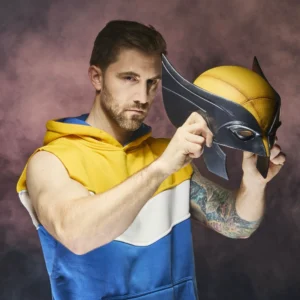 Wolverine Premium Roleplay Mask Deadpool & Wolverine Marvel Legends Series