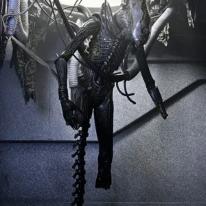 Deluxe Suspended Lab Xenomorph XX121 Alien Romulus